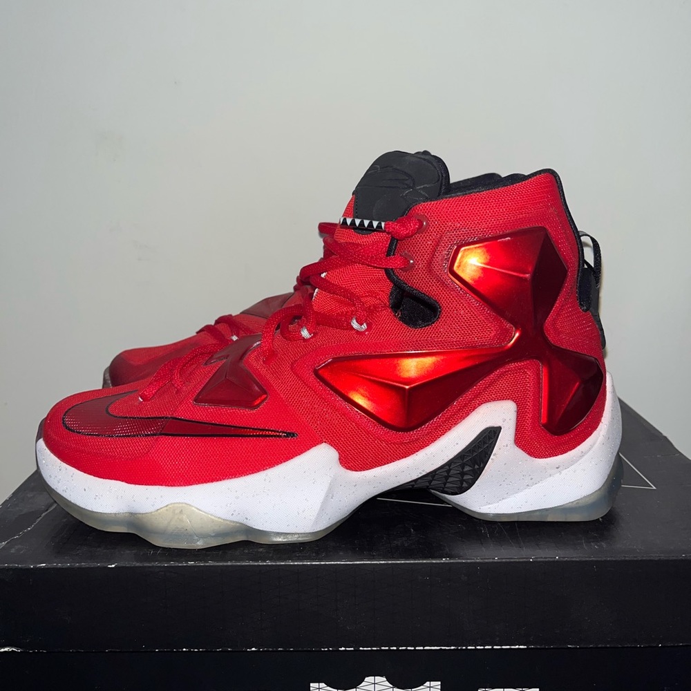Nike Lebron 13 University Red